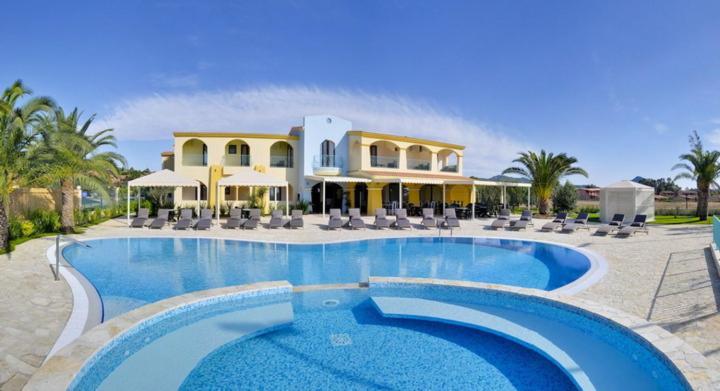 Hotel Ristorante Il Vascello Коста Рей Екстериор снимка