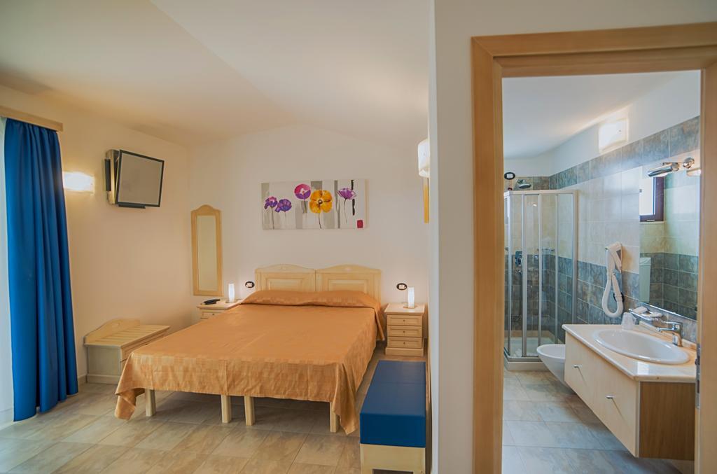Hotel Ristorante Il Vascello Коста Рей Екстериор снимка