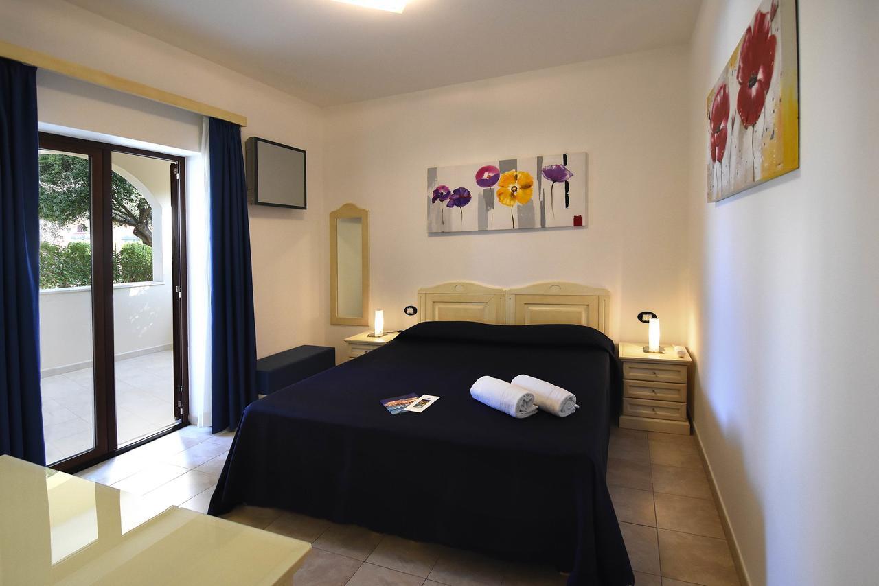 Hotel Ristorante Il Vascello Коста Рей Екстериор снимка