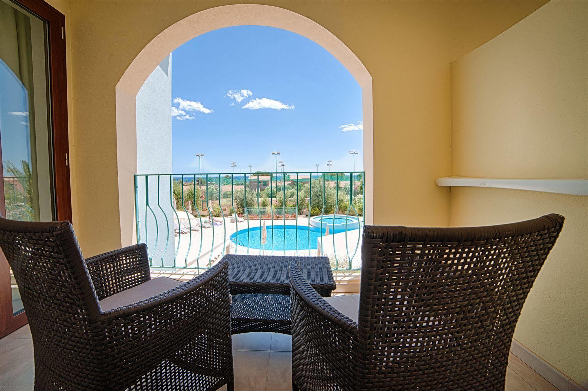 Hotel Ristorante Il Vascello Коста Рей Екстериор снимка