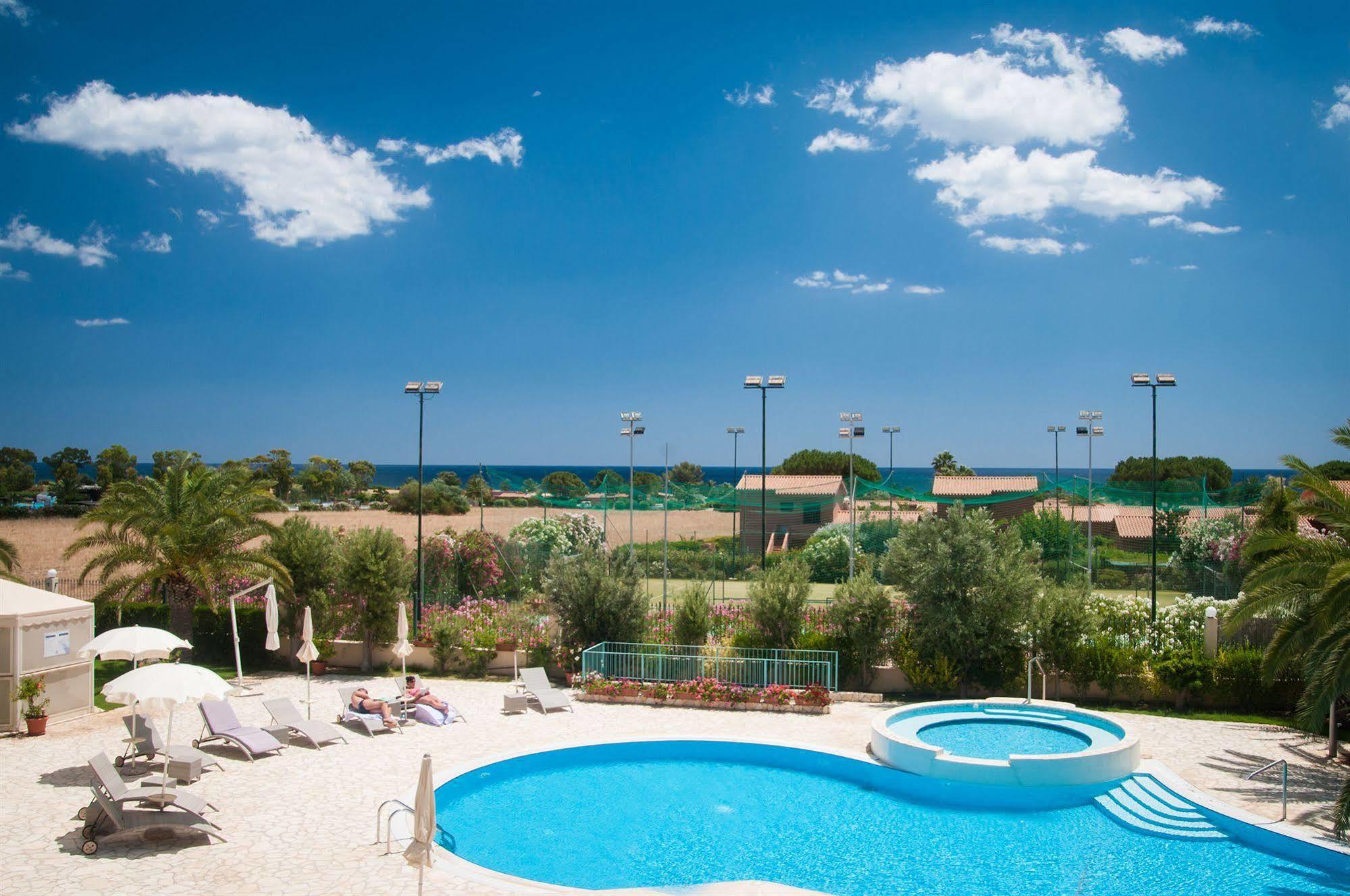 Hotel Ristorante Il Vascello Коста Рей Екстериор снимка